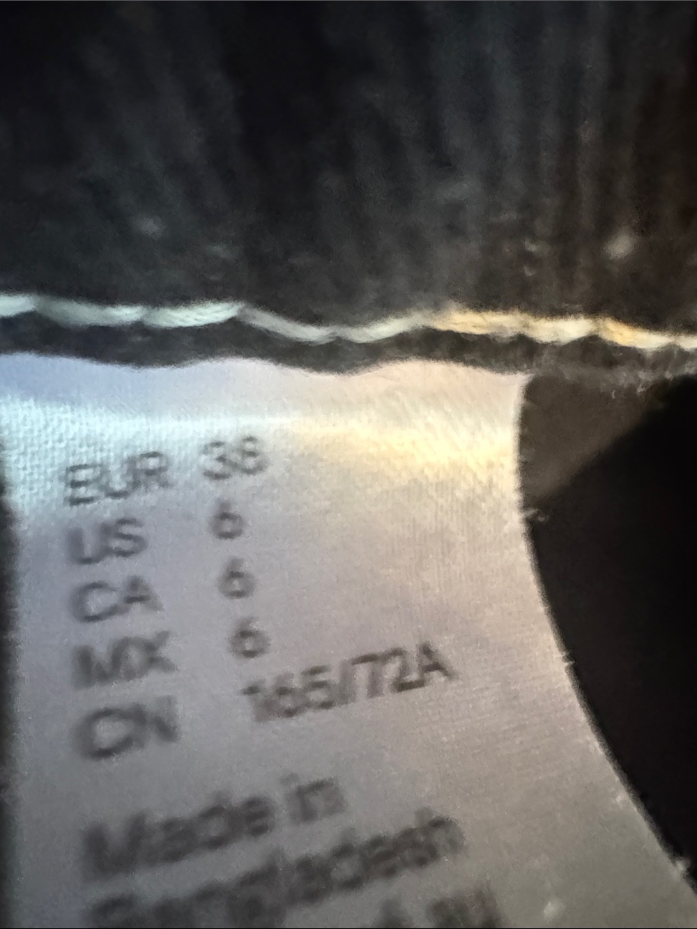 Divided - Black womans Cargo Jeans with Contrast Stitching size 6 - Picture 3 of 6